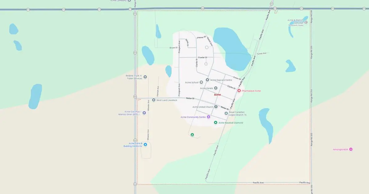 Ann Arbor city map with streets, parks, and nearby lakes in Michigan.